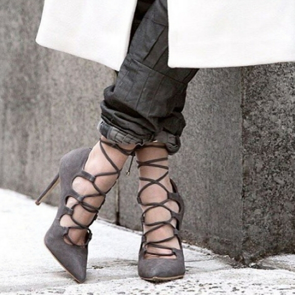 Sexy Lace-Up Steve Madden Grey Nubuck Heels - Picture 8 of 8